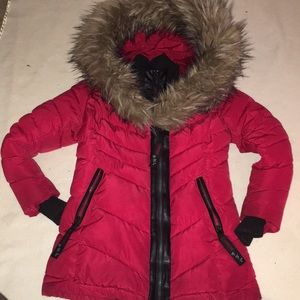 Girl’s Canada Puffer Coat Size S 7/8